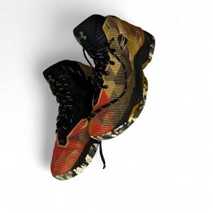 Under Armour Curry 2.5 Basketball Shoes RARE GOLD